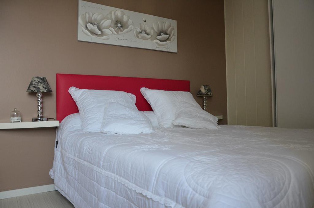 Maison D'Hotes La Closeraie De La Baie Saint-Méloir-des-Ondes Eksteriør bilde